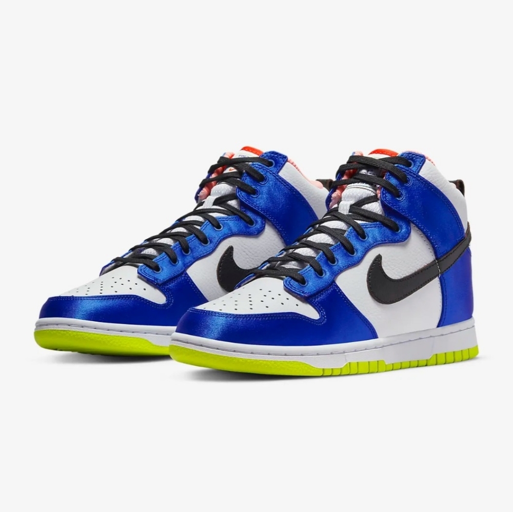 Nike Dunks